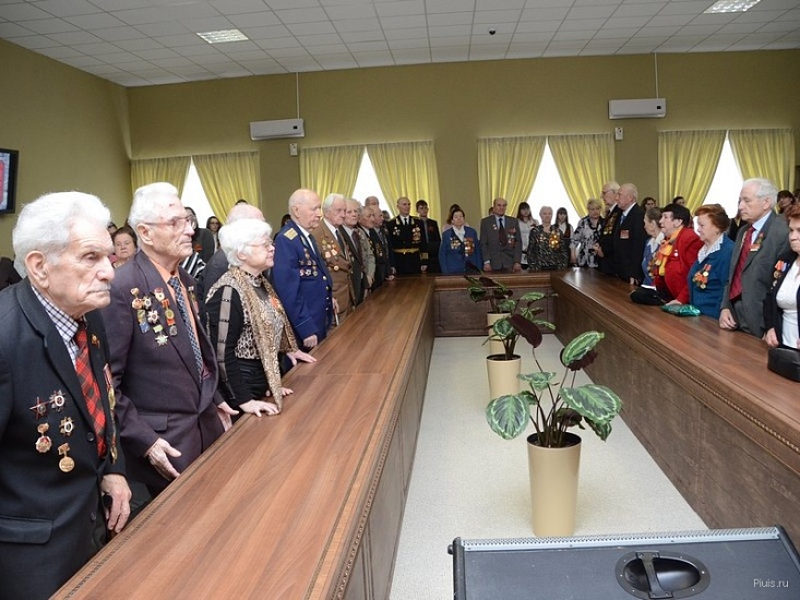 В Волжском районе Саратова состоялся вечер 
памяти «Этих дней не смолкнет слава»