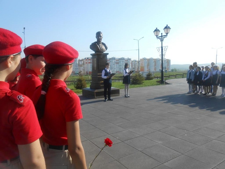 В Кировском районе состоялся митинг «Вахта 
Памяти»
