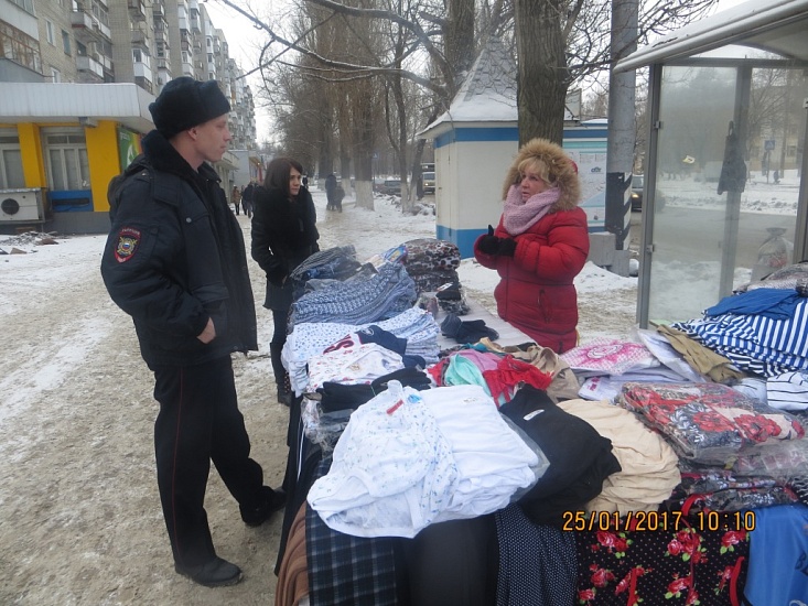 В Заводском районе состоялся рейд по выявлению 
фактов незаконной торговли