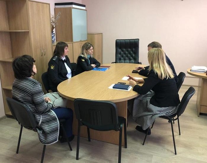 В администрации Волжского района состоялось 
заседание районной комиссии по расчетам за ТЭР