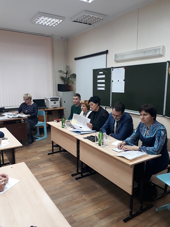 На межведомственном совещании обсудили 
вопросы благополучия подрастающего поколения Ленинского района