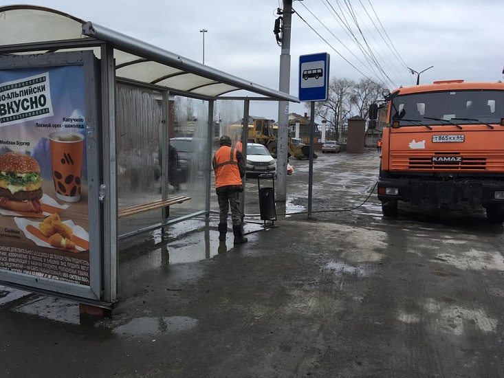 Продолжаются комплексные работы по благоустройству 
на территории Октябрьского района