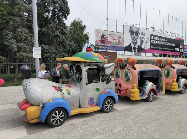 В областном центре выявлены факты незаконного 
размещения нестационарных аттракционов