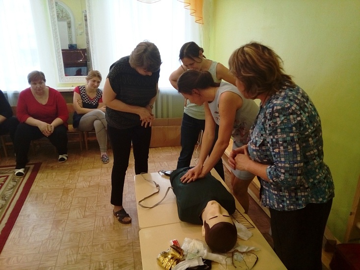 В дошкольном образовательном учреждении 
Кировского района проведен семинар по охране труда