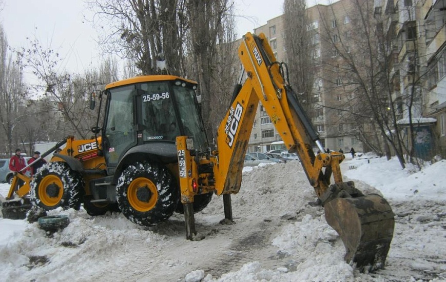 Администрация Заводского района благодарит 
предприятия за помощь в уборке снега и наледи