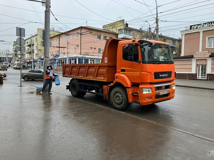 В Кировском районе продолжаются мероприятия 
по благоустройству