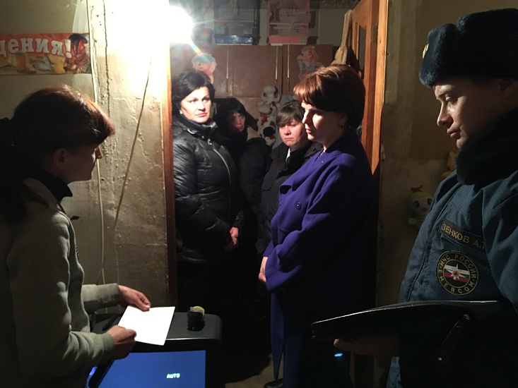 Состоялся рейд по семьям, находящимся в 
социально опасном положении, проживающим в жилых помещениях, где существует угроза возникновения пожара