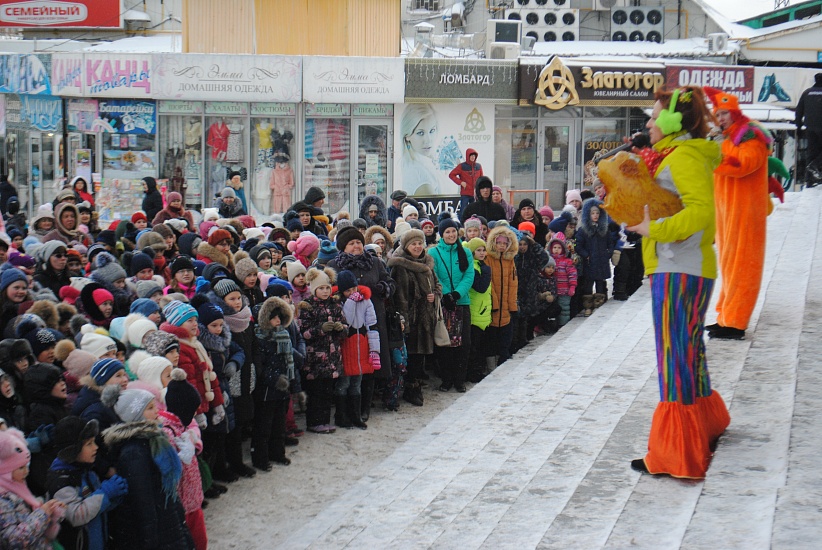 В Ленинском районе в разгаре новогодние 
мероприятия