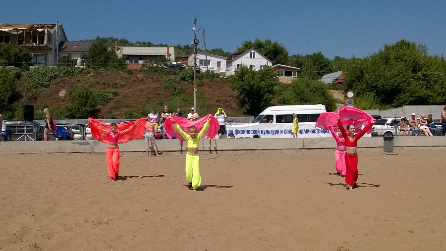 В Саратове официально открыли пляжный 
сезон