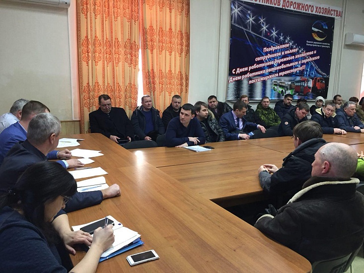 В комитете по ЖКХ состоялась встреча с 
представителями управляющих организаций Саратова