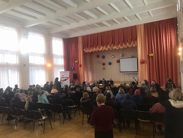 В Волжском районе прошла встреча главы 
с населением