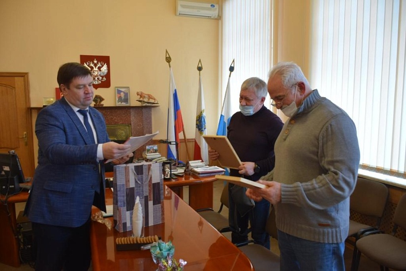 Сергей Пилипенко встретился с ветеранами 
Саратовского авиационного завода и руководством завода «Сокол»