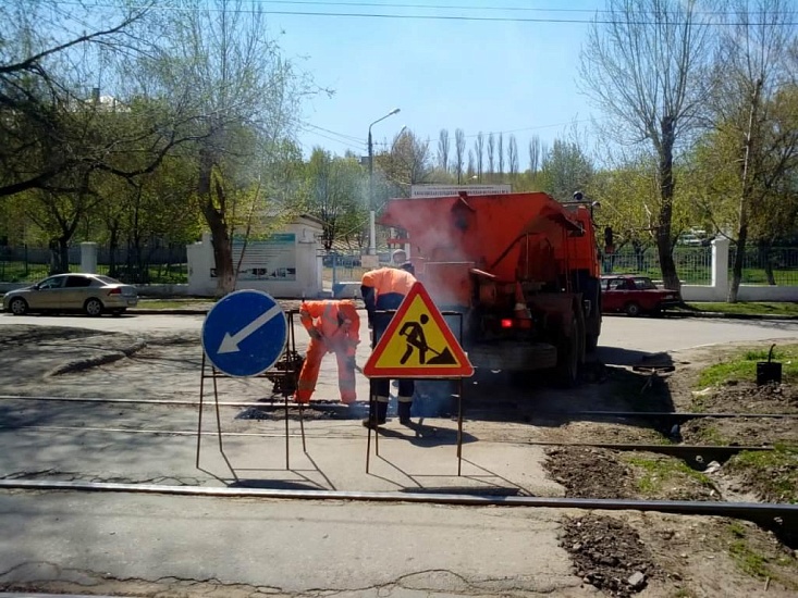 В Саратове еще 9 улиц избавили от ям