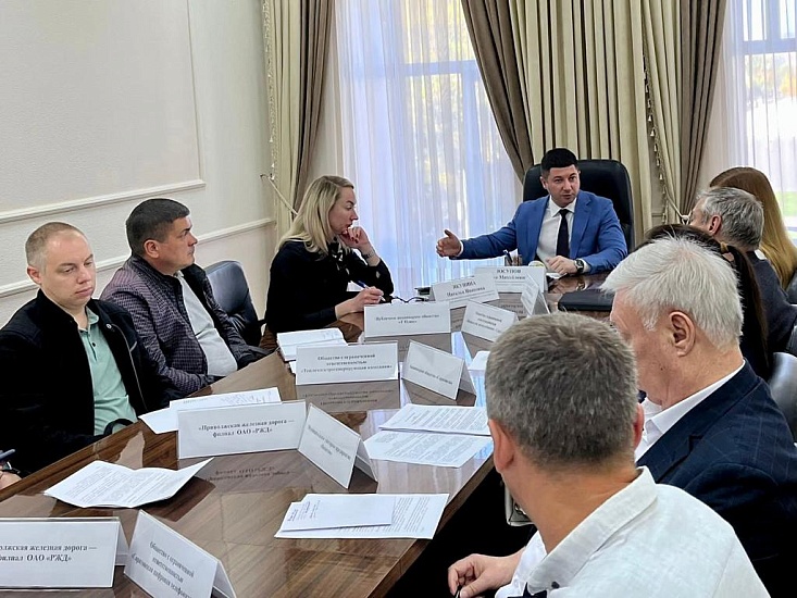 Председатель комитета муниципального 
контроля Лев Юсупов провел совещание с руководством ресурсоснабжающих организаций города