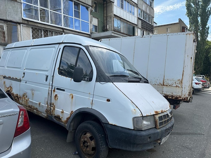 Продолжаются мероприятия по выявлению и перемещению брошенных автомобилей