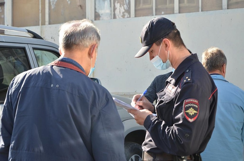 В Кировском районе состоялся рейд по выявлению 
нарушений масочного режима