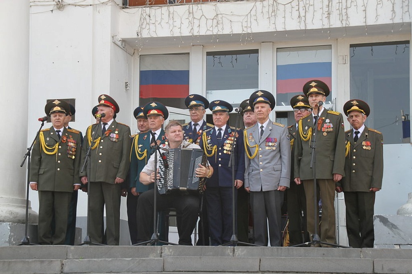 В Ленинском районе состоялся митинг-концерт, 
посвященный Дню памяти и скорби