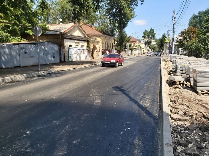 В Саратове продолжается ремонт улично-дорожной 
сети