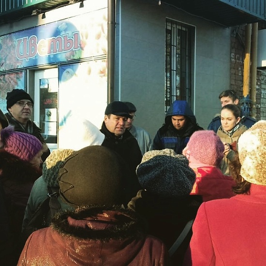 В Кировском районе состоялась встреча 
главы администрации района с жителями