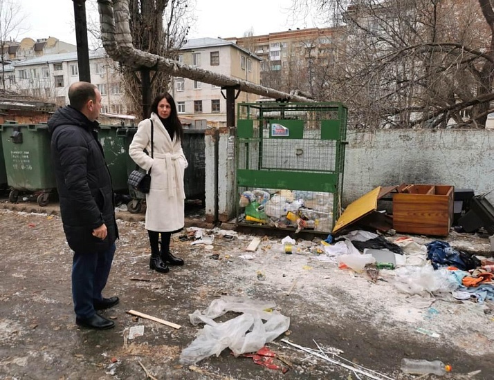 На территории Октябрьского района продолжается 
мониторинг состояния контейнерных площадок