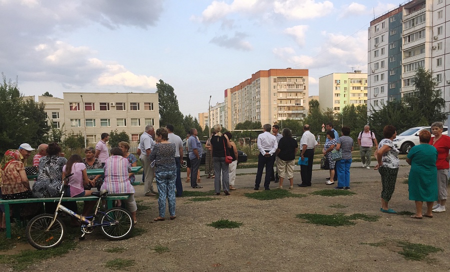 В поселке Юбилейный состоялась встреча 
с жителями