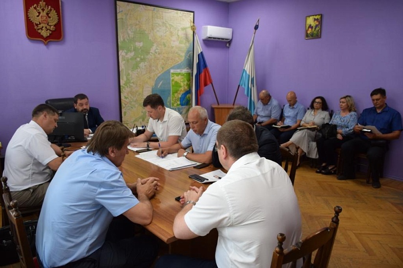 На совещании в комитете по ЖКХ обсудили 
вопрос планового отключения водоснабжения