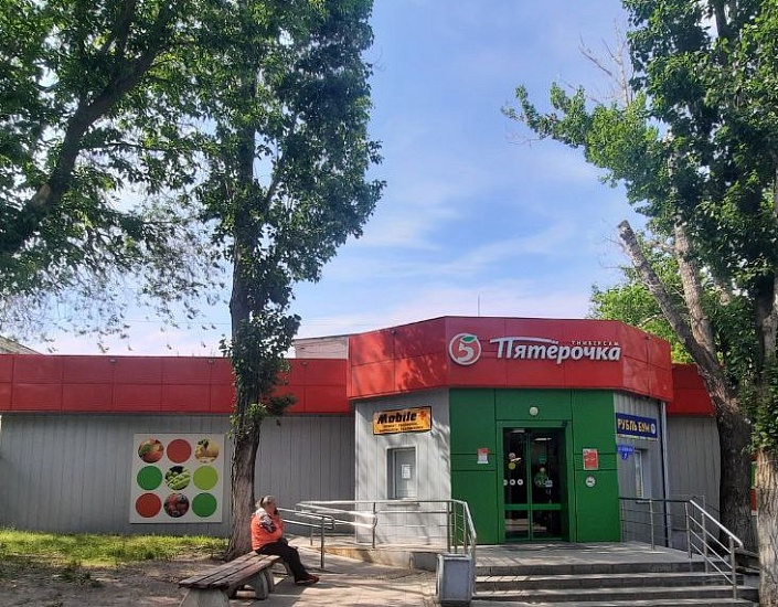 В областном центре продолжается работа 
по выявлению незаконно измененных фасадов зданий