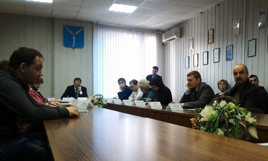 В Волжской администрации обсудили проблему 
доступности объектов социальной инфраструктуры для маломобильных групп населения