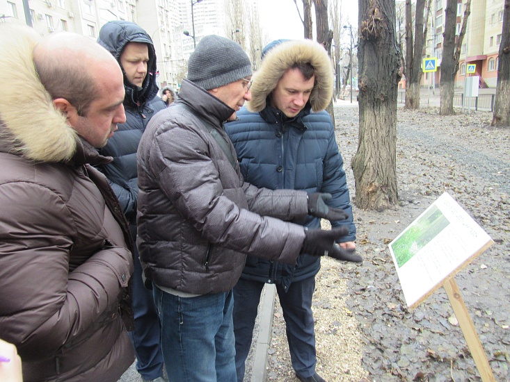 Члены общественного совета Октябрьского 
района организовали прием бульвара по Рахова