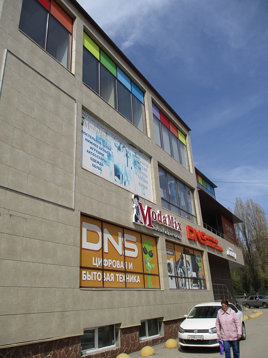 В Октябрьском районе продолжаются мероприятия 
по выявлению самовольно установленных рекламных конструкций