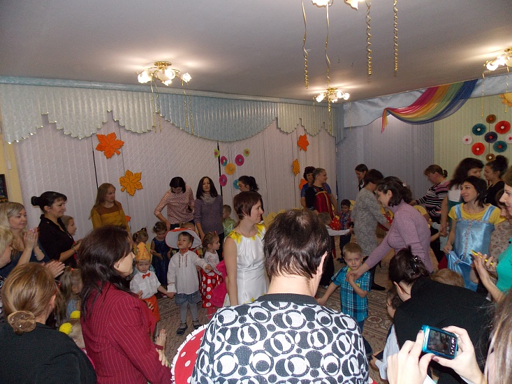 В образовательных учреждениях Кировского 
района состоялись «родительские» вечера