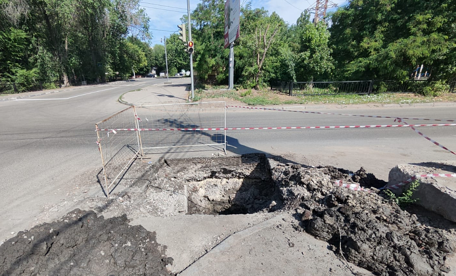 В Октябрьском районе состоялись мероприятия 
по контролю за ходом выполнения земляных работ