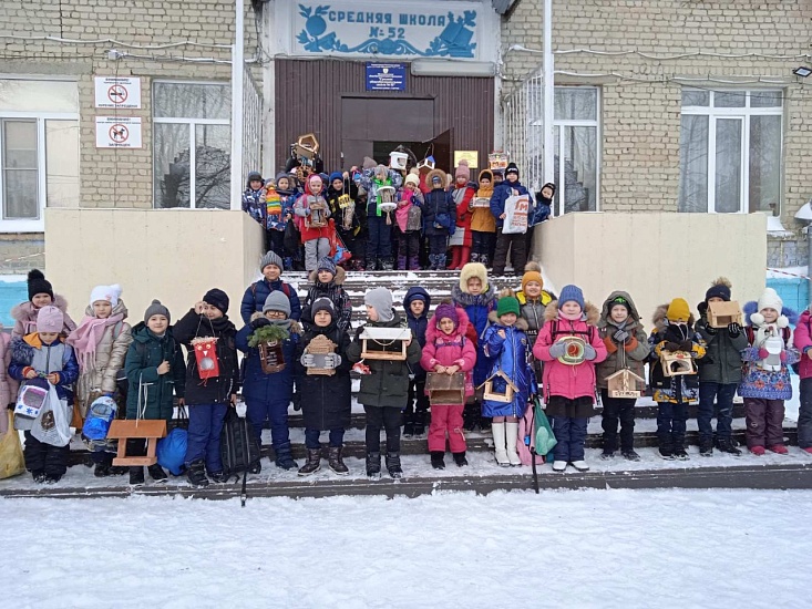 В Ленинском районе продолжается акция 
«Покорми птиц зимой»