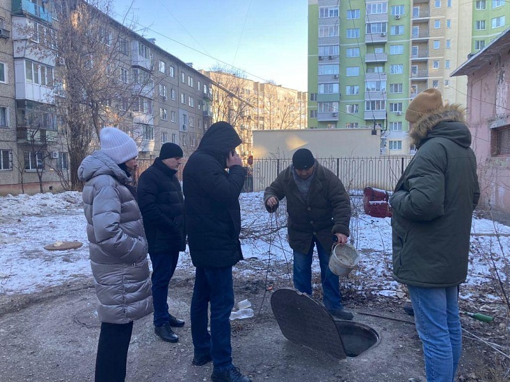 В Октябрьском районе состоялась встреча 
по вопросу подтопления паркинга жилого дома «Атлант»