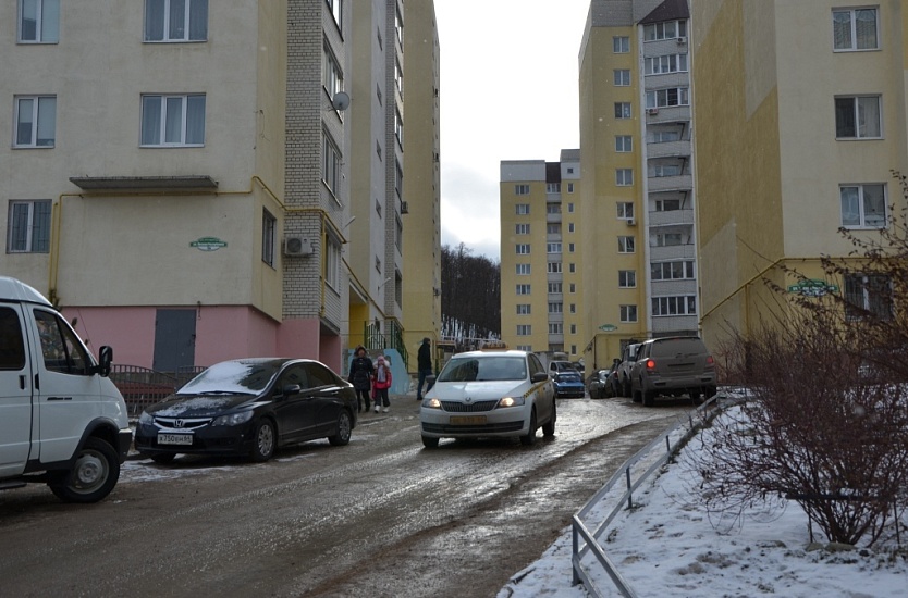 В микрорайоне по ул. Лесная Республика 
проведена комплексная уборка