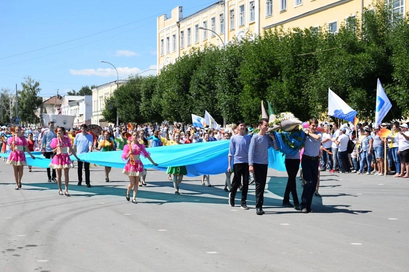 Саратовская делегация приняла участие 
в традиционном «Фестивале ухи» в Вольске