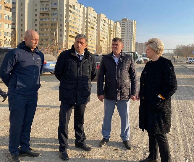 Глава города Лада Мокроусова: «Ремонт дорог 
ведем усиленными темпами»