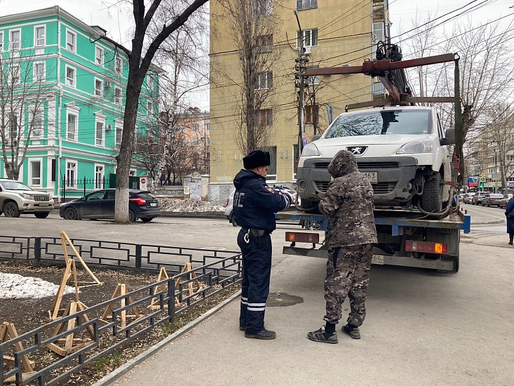 За парковку на пешеходных зонах эвакуированы 
несколько автомобилей