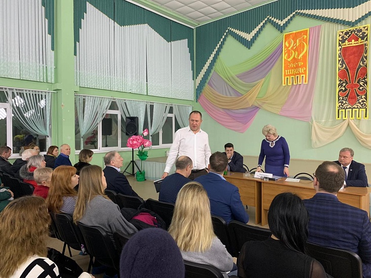 Глава Ленинского района встретилась с 
жителями пос. Солнечный