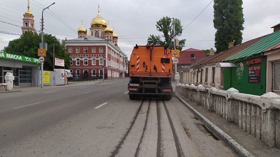 В Кировском районе продолжаются мероприятия 
по благоустройству