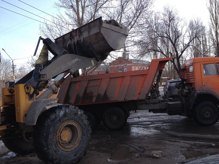 Уборка Ленинского района продолжается 
в плановом режиме