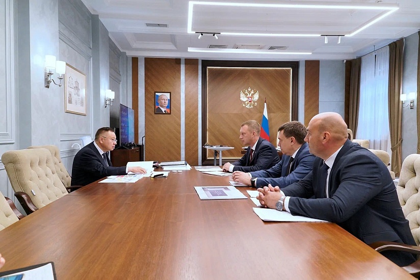 Роман Бусаргин встретился с Министром 
строительства и ЖКХ РФ Иреком Файзуллиным