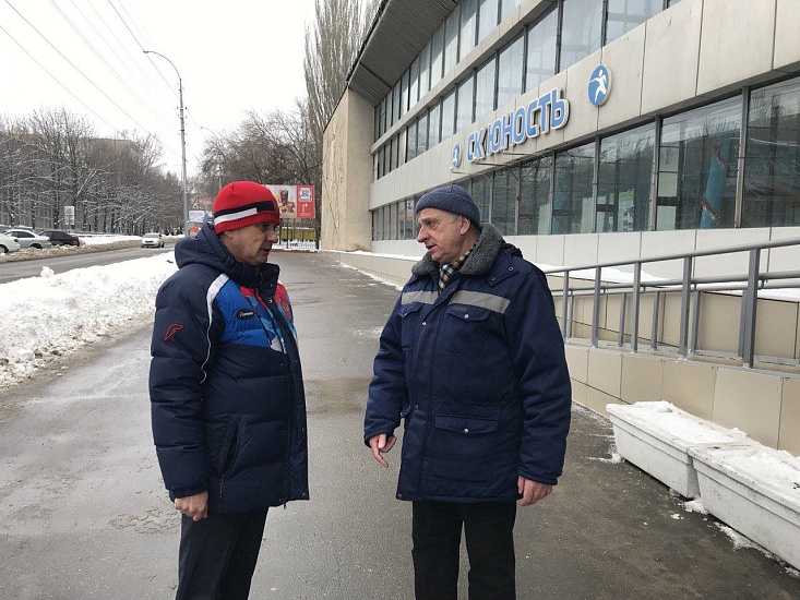 Николай Кузнецов проверил благоустройство 
спортивных объектов, подведомственных комитету