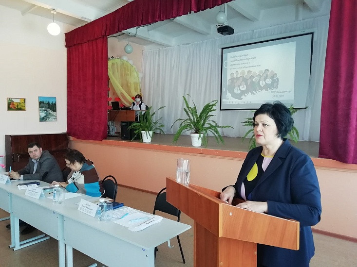 В с. Тарханы прошла встреча с родительской 
общественностью