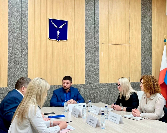 Комитетом муниципального контроля возбуждено 
35 дел об административных правонарушениях на предмет соблюдения порядка и условий размещения сезонных аттракционов