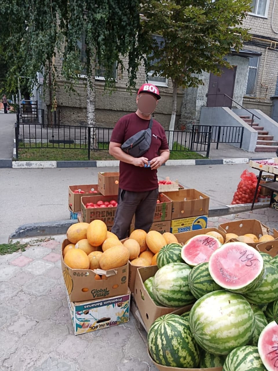 В Октябрьском районе продолжаются мероприятия 
по выявлению и пресечению фактов незаконной торговли