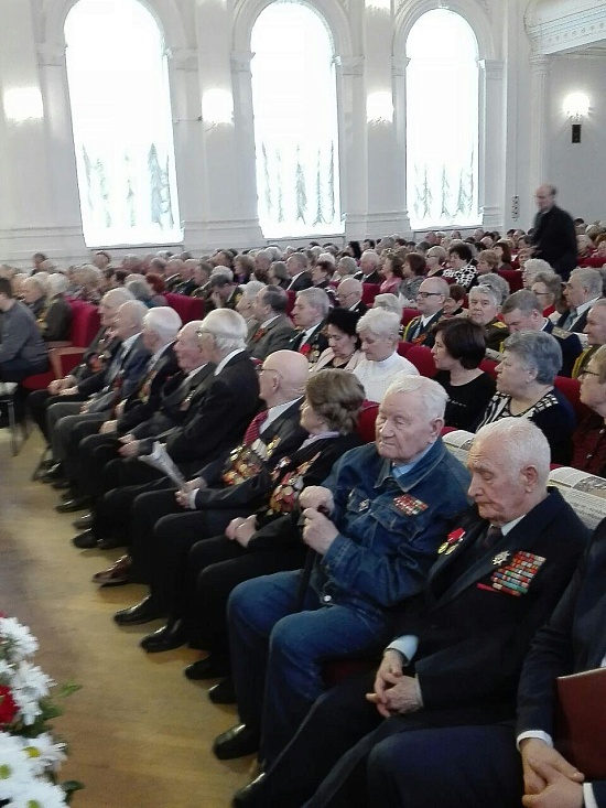 В Саратове начались праздничные мероприятия, 
посвященные Дню Победы