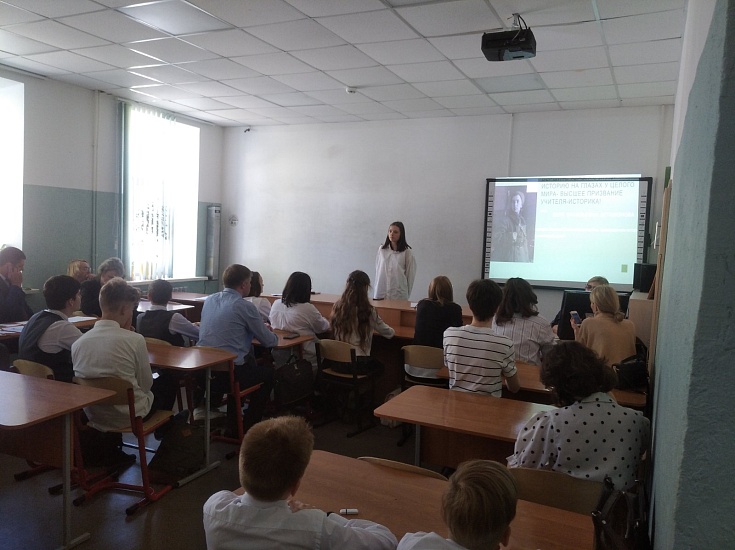 В Волжском районе подведены итоги районного 
конкурса проектов «Учитель в годы Великой Отечественной войны»