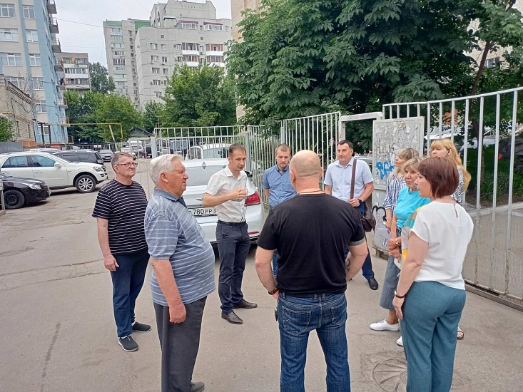 Во Фрунзенском районе обсудили обустройство 
контейнерных площадок