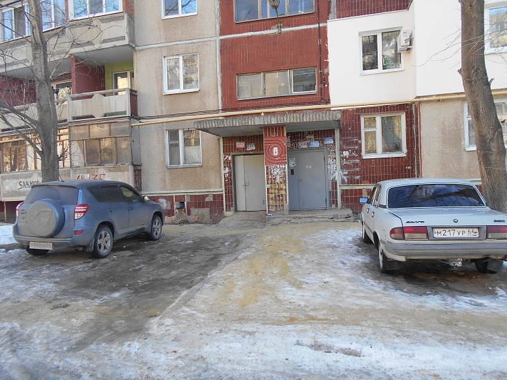 В Ленинском районе продолжаются работы 
по благоустройству
